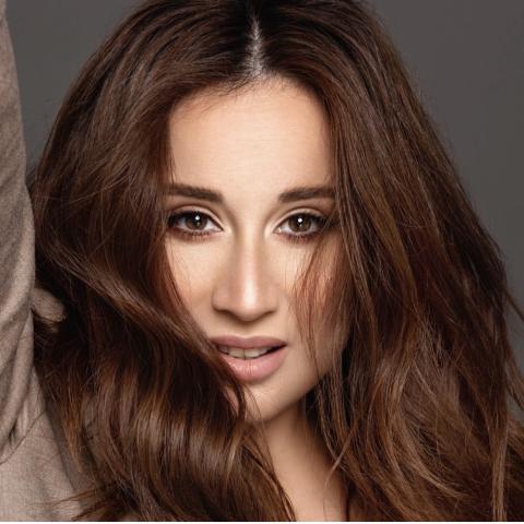 أول تعليق لـ كارين رزق الله بعد الجدل على الصورة التي شاركتها