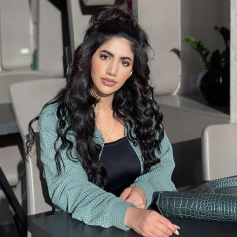 نور ستارز تواجه نفسها