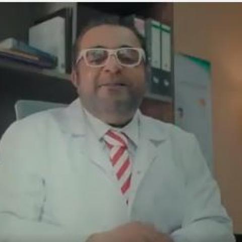 خالد الفراج يتقمص شخصية الدكتور نزار باهبري