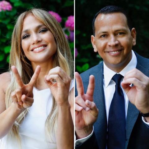 JLO and Alex - الصورة من انستغرام