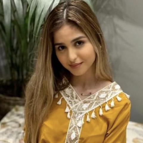 حلا الترك على انستغرام