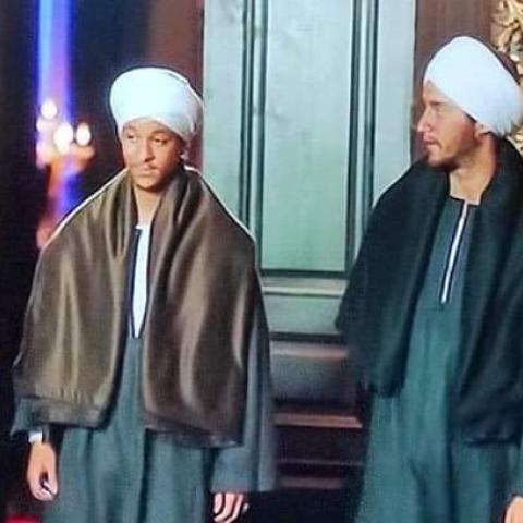 أحمد مالك و داش في نسل الأغراب