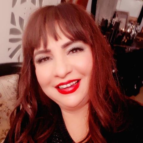 فاطمة الكاشف-صورة من فيسبوك