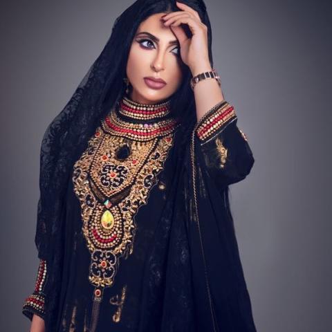 زينب العسكري-صورة من انستغرام