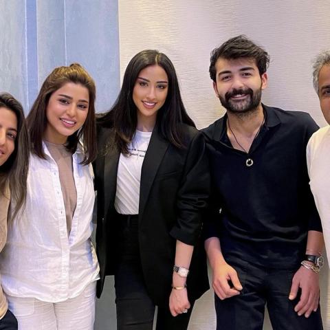 عقيل الرئيسي وفرح الهادي يجتمعان في &quot;بين يديك&quot; إخراج صمود الكندري