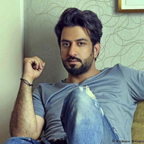 محمود بوشهري-صورة من انستغرام