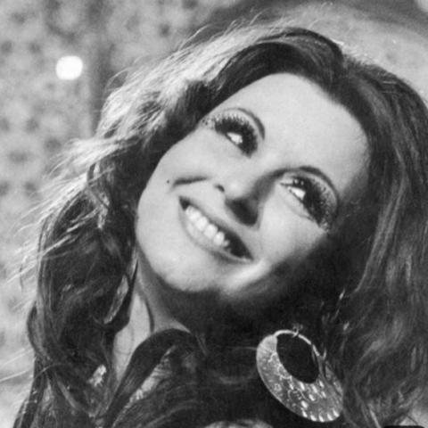 في ذكرى وفاتها.. هكذا نعى أحمد زكي سعاد حسني