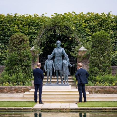 الأمير هاري والأمير ويليام -صورة من انستغرام @dukeandduchessofcambridge