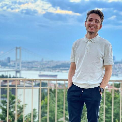 عمر مسكون - صورة من انستغرام