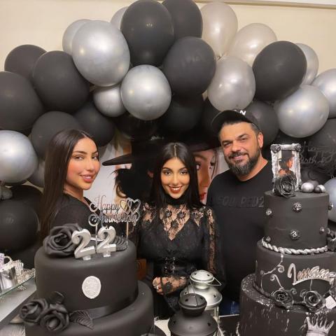 دنيا بطمة ومحمد الترك وشقيقتها إيمان -صورة من إنستغرام