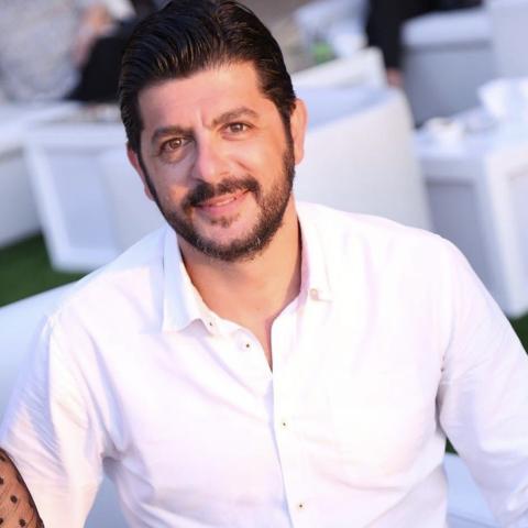 طوني عيسي يكشف عن إسم مولوده الأول