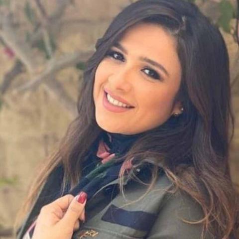 ياسمين عبد العزيز