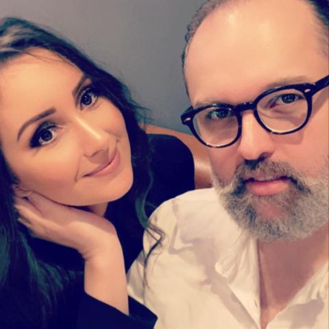 محمد محمود عبد العزيز وخطيبته - صورة من انستغرام