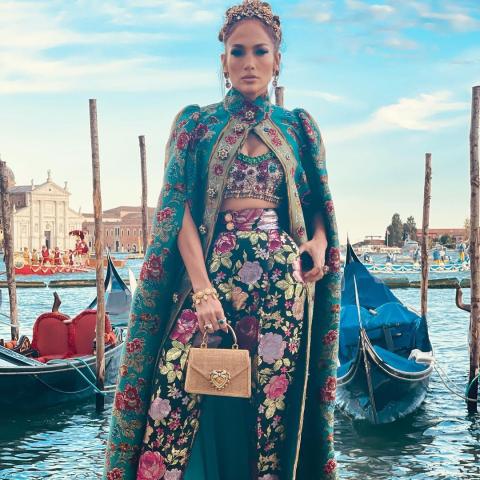 جنيفر لوبيز- انستغرام @jlo