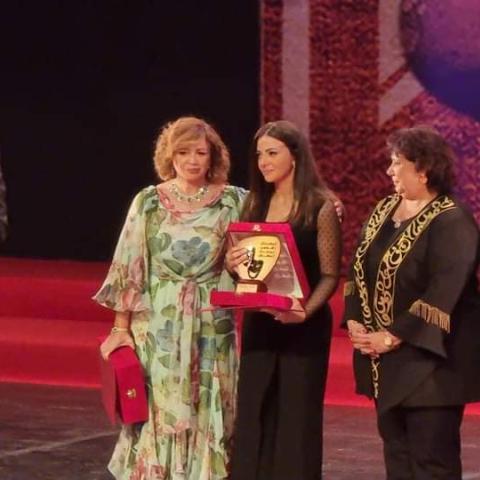 دنيا سمير غانم في أول ظهور لها بعد وفاة والديها