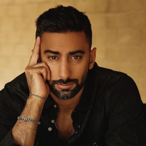 ما سر بكاء ضيوف أنس بوخش في برنامج AB talks
