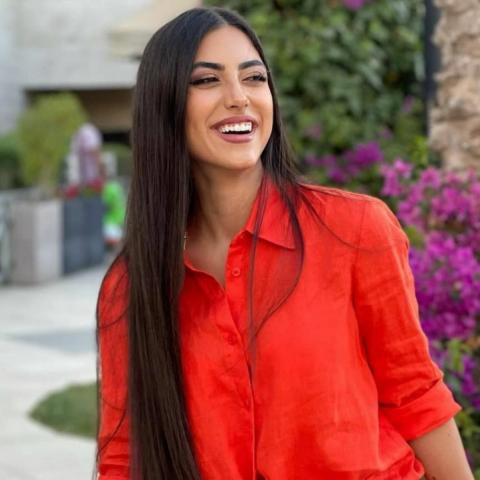 عايدة صادق نجمة تيك توك بمواهب مختلفة