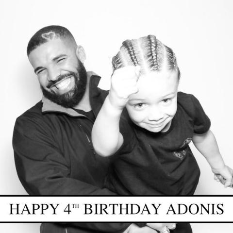 دريك مع ابنه أدونيس - انستغرام @champagnepapi