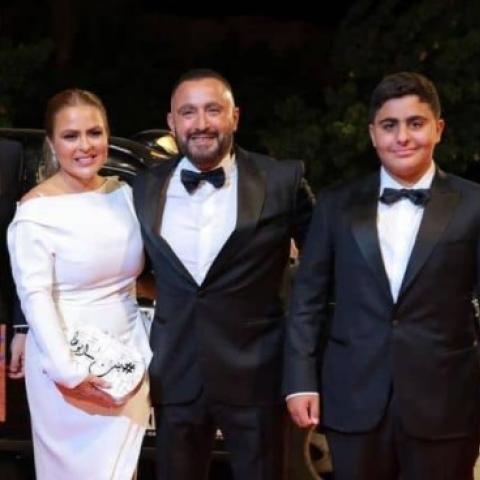 أحمد السقا وعائلته