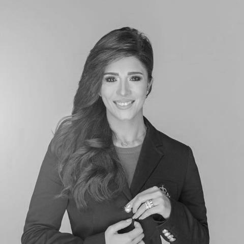 الراحلة أسماء مصطفى - صورة من فيسبوك