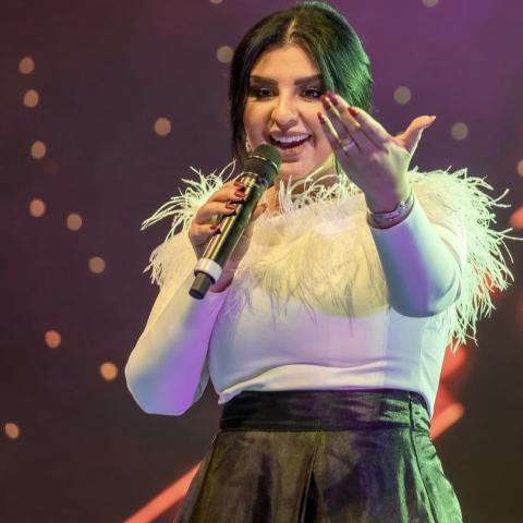 جمهور القرية العالمية يفاجئ أصيل هميم