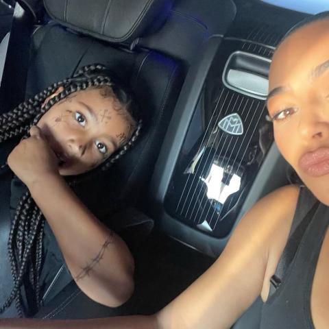 كيم كارداشيان وابنتها نورث ويست- انستغرام @kimkardashian