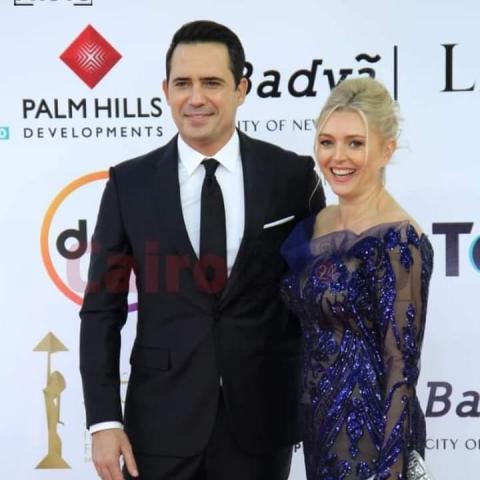 ظافر العابدين وزوجته جوان فاريل