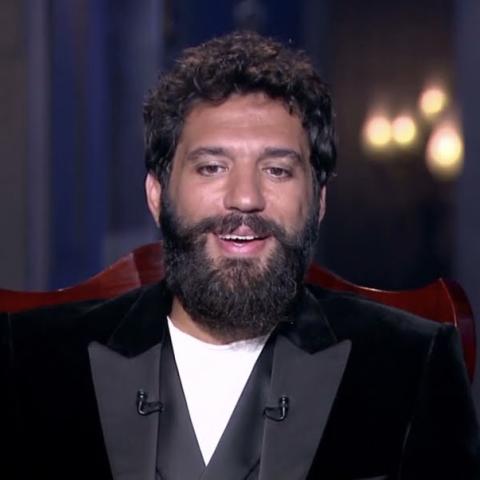 حسن الرداد  - الصورة من حلقة حبر سري  عبر القاهرة والناس