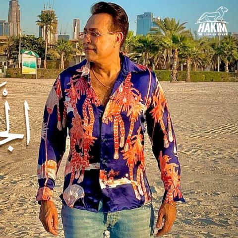 هدية من المصريين إلى الإمارات بصوت حكيم