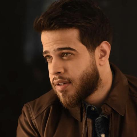 متى فكّر أدهم نابلسي بالاعتزال ؟