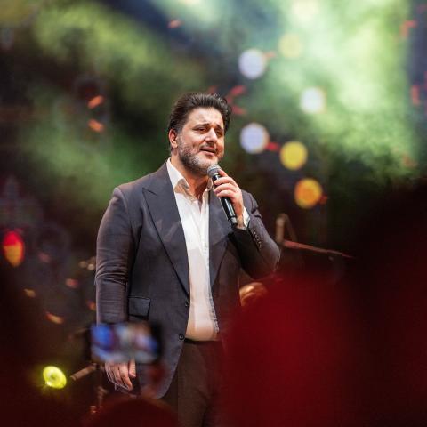 ملحم زين من حفله على مسرح المجاز