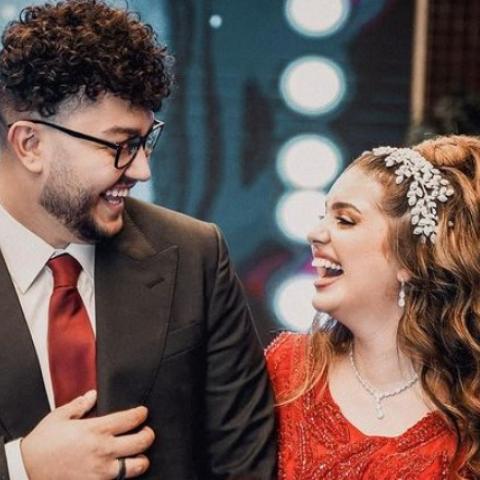 بالطربوش وبيونسيه أحمد أبو الرب وصبا شمعة يحتفلان بالخطوبة