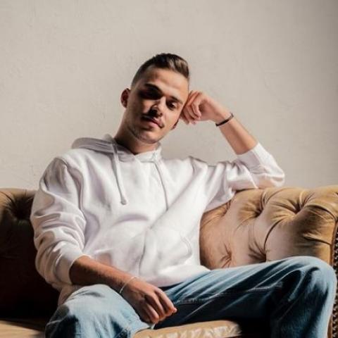 حسام السيلاوي يفكر بالإعتزال