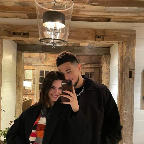 كيندال جينر وديفين بوكر - صورة من انستغرام Kendall