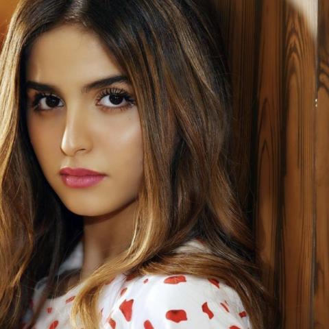 ET بالعربي بكواليس كليب "أنا مجنون" لـ حلا الترك