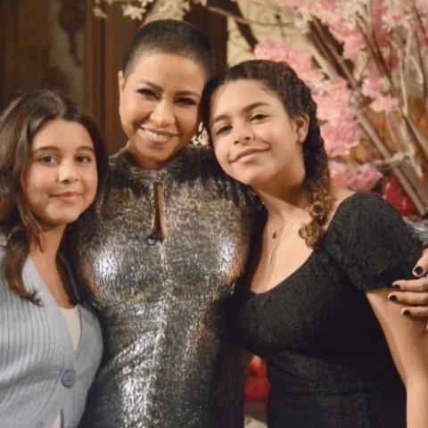 شيرين وبناتها في صاحبة السعادة