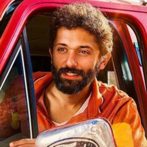 النجوم يشاركون كريم محمود عبدالعزيز "الغزالة رايقة"