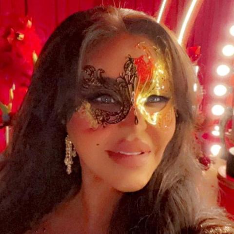 أحلام - انستغرام @ahlamahshamsi