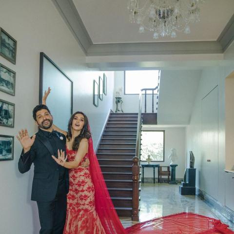 صور زفاف فرحان أختر و شيباني دانديكار