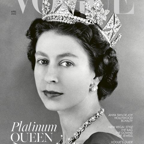 الملكة إليزابيث - صورة من انستغرام British Vogue