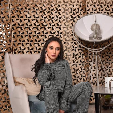 ماريز صورة من جلسة تصوير خاصة بها