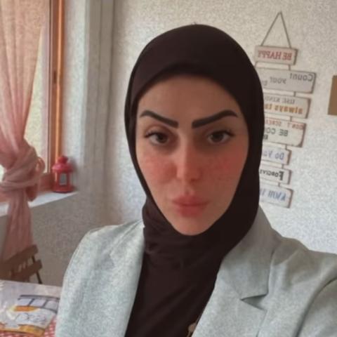 زينب الموسوي - صورة معدلة من السوشيال ميديا