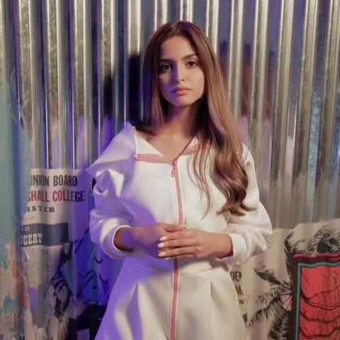 حلا الترك - صورة من انستقرام