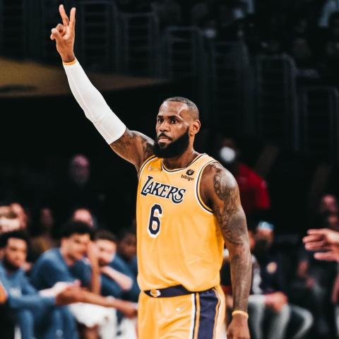 ليبرون جيمس- انستغرام @kingjames