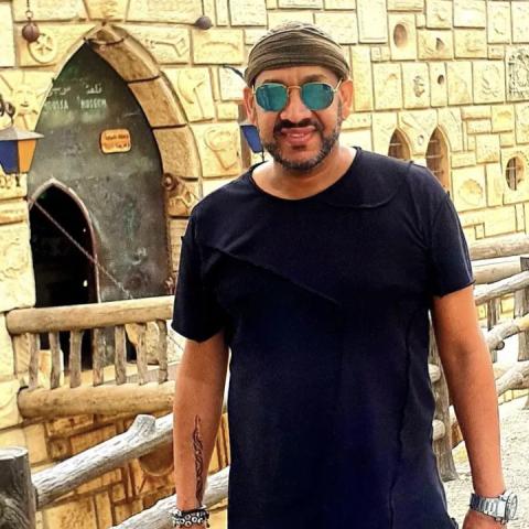 عصام كاريكا - فيسبوك