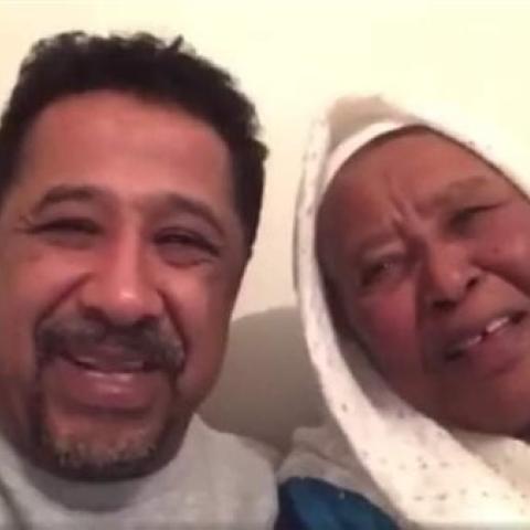 الشاب خالد ووالدته