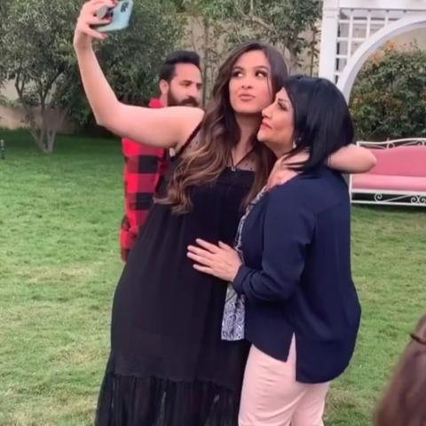 بدرية طلبة تحتفل بصلح ياسمين عبد العزيز وأحمد العوضي - صورة من إنستغرام