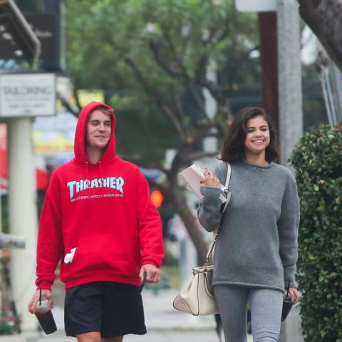 سيلينا غوميز وجاستن بيبر - صورة من انستقرام لموقع Pop Sugar