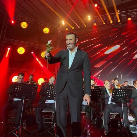 كاظم الساهر يغني &quot;الرسم بالكلمات&quot; لأول مرة في بيروت