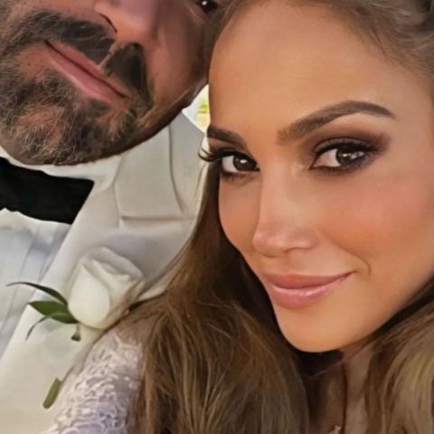 جينيفر لوبيز تتزوج بعمر الـ 52 حب حياتها